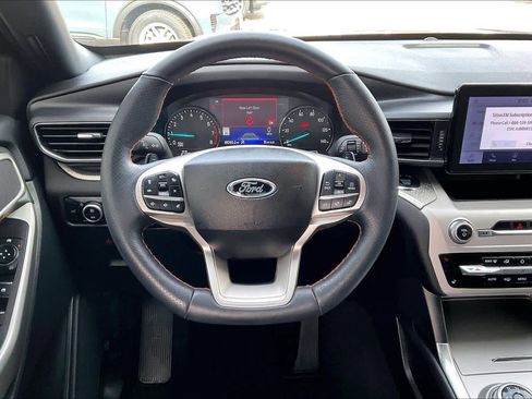 Used 2023 Ford Explorer Timberline image 6