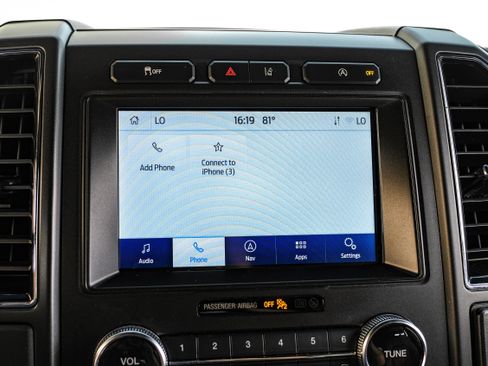 Used 2020 Ford Expedition Limited w/ Equipment Group 301A image 29