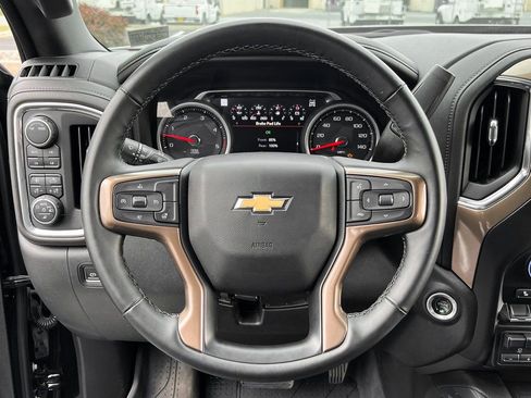Used 2023 Chevrolet Silverado 2500 High Country image 22