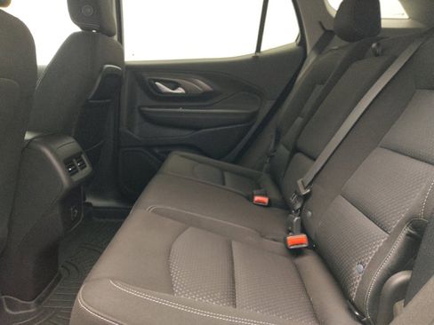 Used 2024 GMC Terrain SLE w/ Driver Convenience Package AWD/4WD image 18