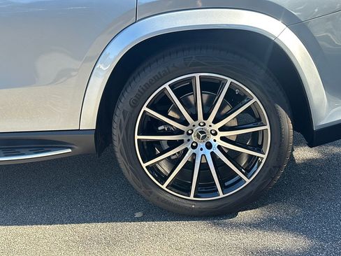 New 2026 Mercedes-Benz GLS 450 4MATIC image 23