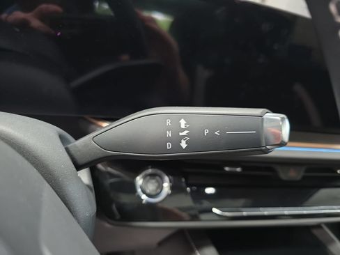Used 2025 Buick Envision Sport Touring AWD/4WD image 12