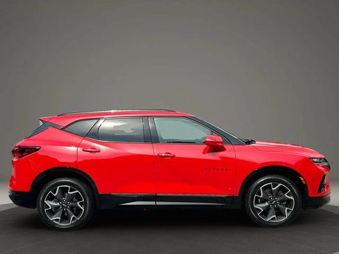 Used 2019 Chevrolet Blazer RS w/ LPO, Floor Liner Package FWD image 2