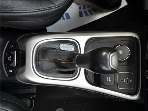 Used 2019 Jeep Compass Latitude w/ Popular Equipment Group image 19