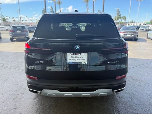 Used 2024 BMW X5 xDrive50e w/ Premium Package image 4