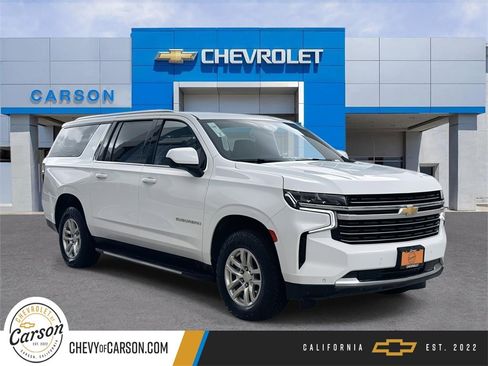 Used 2024 Chevrolet Suburban LT image 1