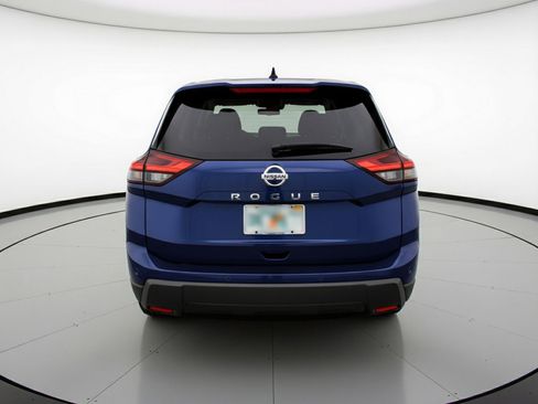Used 2025 Nissan Rogue SV FWD image 7