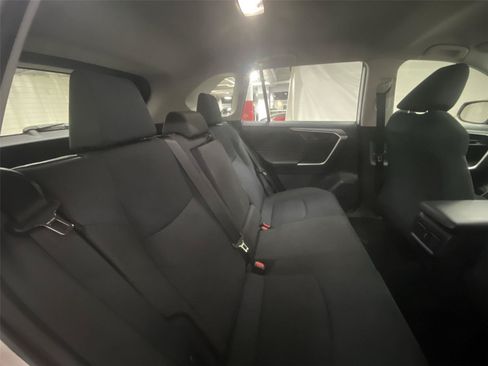 Used 2023 Toyota RAV4 LE AWD/4WD image 27
