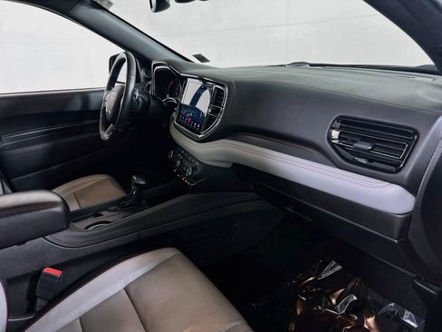 Used 2023 Dodge Durango GT AWD/4WD image 31