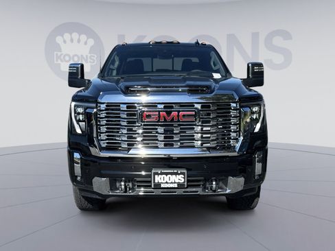 New 2026 GMC Sierra 2500 Denali w/ Denali Reserve Package image 11