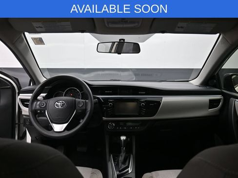 Used 2015 Toyota Corolla LE FWD image 24