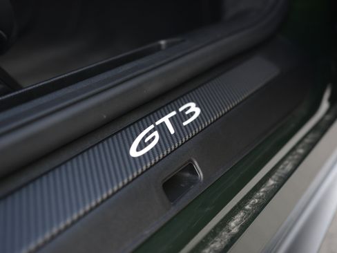 Certified 2026 Porsche 911 GT3 RWD image 25