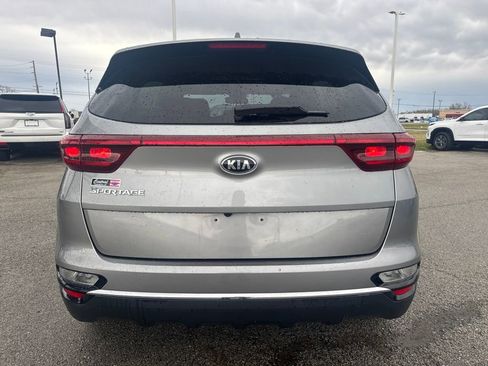 Used 2021 Kia Sportage LX image 5