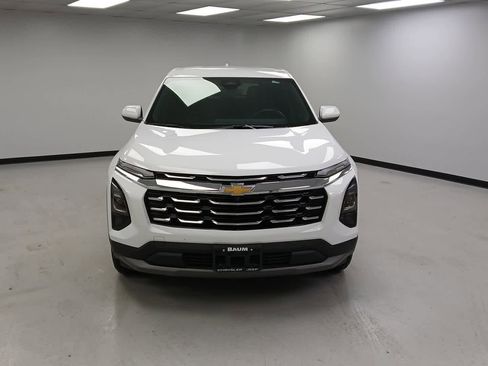 Used 2025 Chevrolet Equinox LT image 3