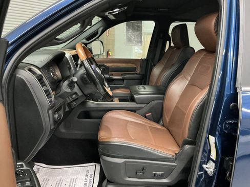 Used 2020 RAM 2500 Limited w/ Cold Weather Group image 11