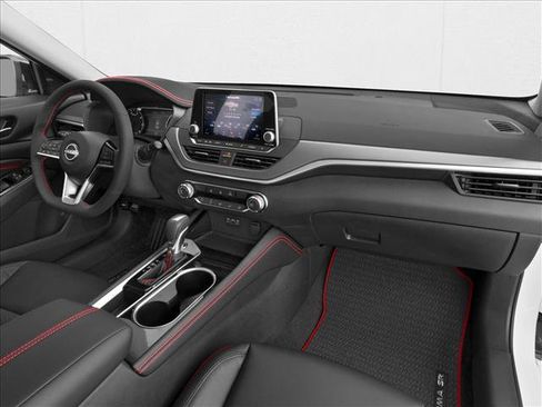 New 2026 Nissan Altima 2.5 SR FWD image 11