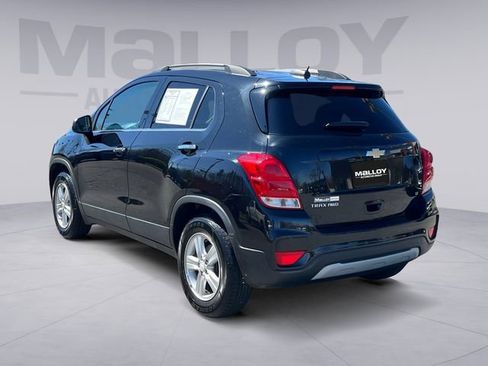 Used 2019 Chevrolet Trax LT w/ LT Convenience Package image 3