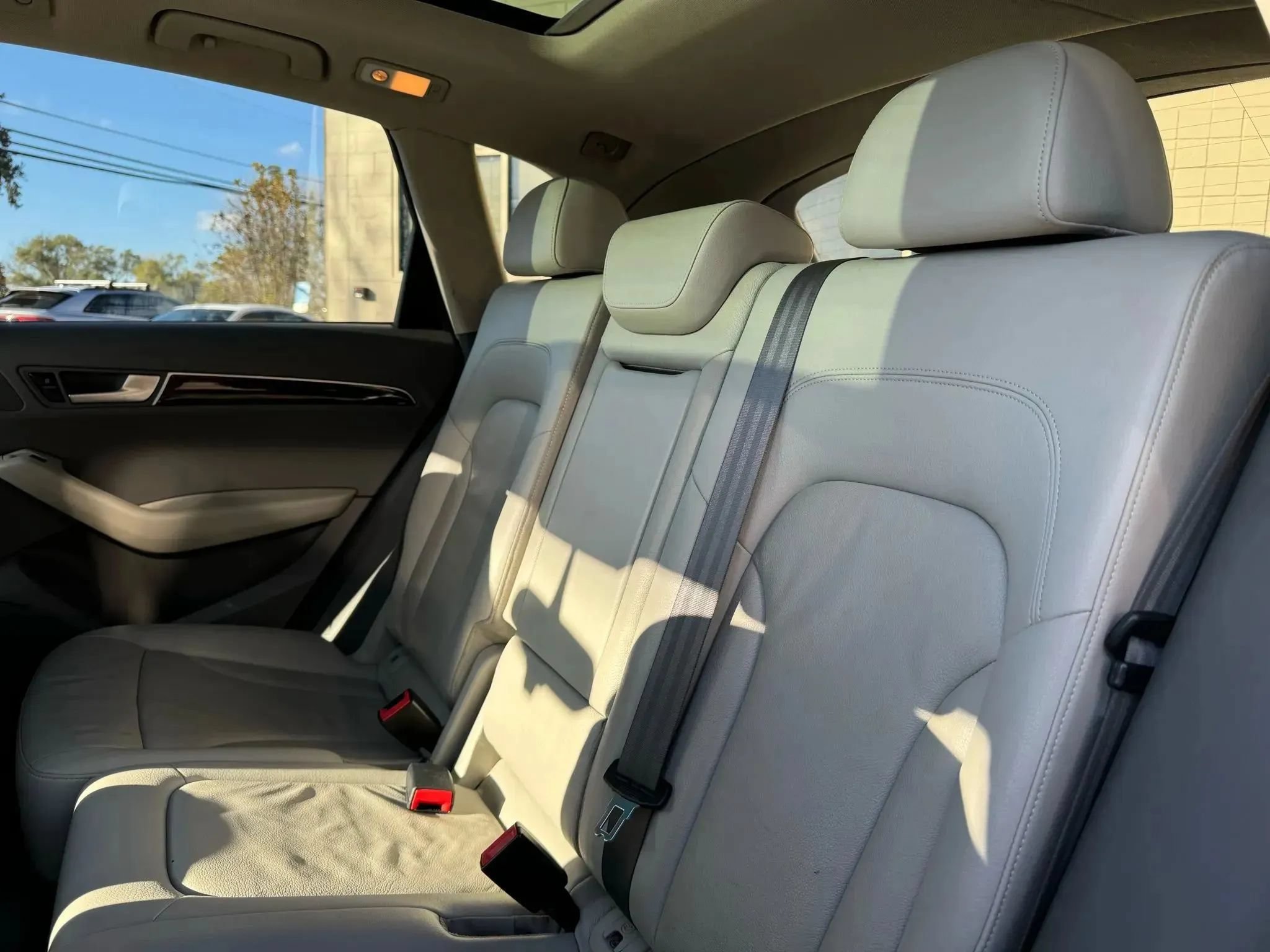 Used 2012 Audi Q5 2.0T Premium Plus AWD/4WD image 36