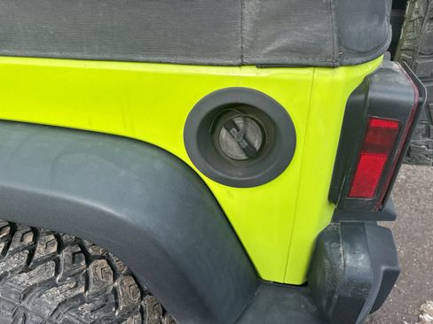 Used 2016 Jeep Wrangler Unlimited Sport w/ Quick Order Package 24S image 28