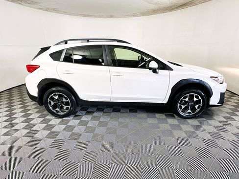 Used 2019 Subaru Crosstrek 2.0i Premium image 2