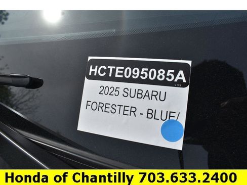 Used 2025 Subaru Forester Touring AWD/4WD image 36