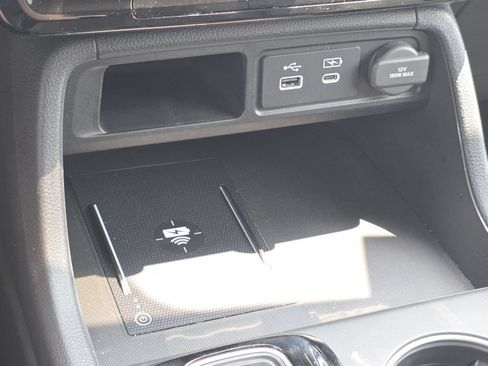 Certified 2025 Honda Pilot Elite image 9