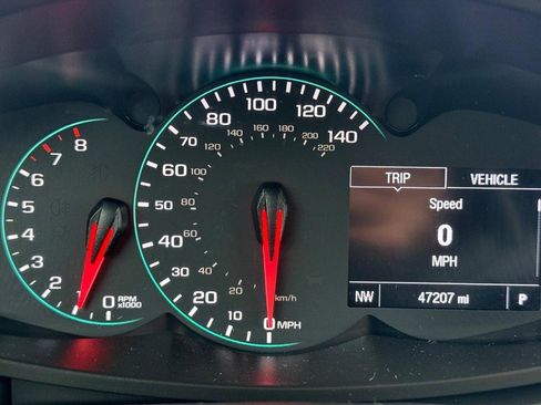 Used 2019 Chevrolet Trax LT w/ LT Convenience Package image 21