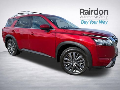 Used 2024 Nissan Pathfinder SL w/ SL Premium Package AWD/4WD image 1