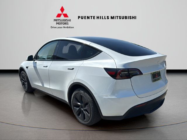 Used 2024 Tesla Model Y Long Range RWD image 7