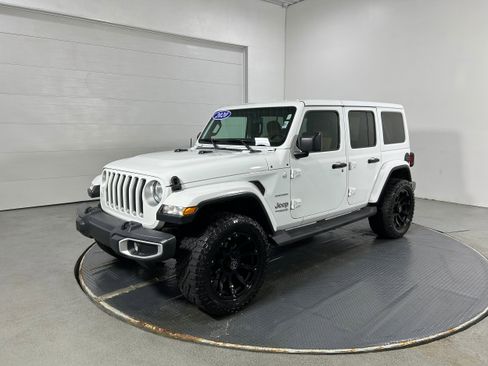 Used 2020 Jeep Wrangler Unlimited Sahara w/ Cold Weather Group image 20