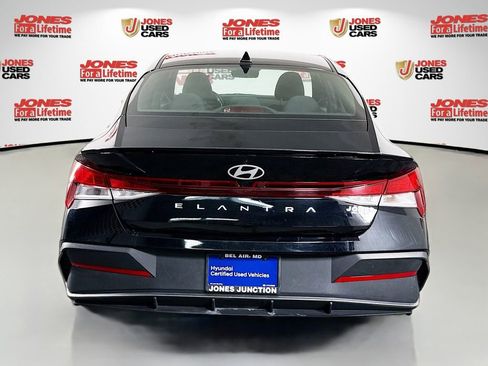 Certified 2025 Hyundai Elantra Sport w/ Cargo Package image 14