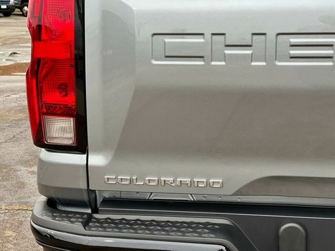 Used 2023 Chevrolet Colorado W/T image 8