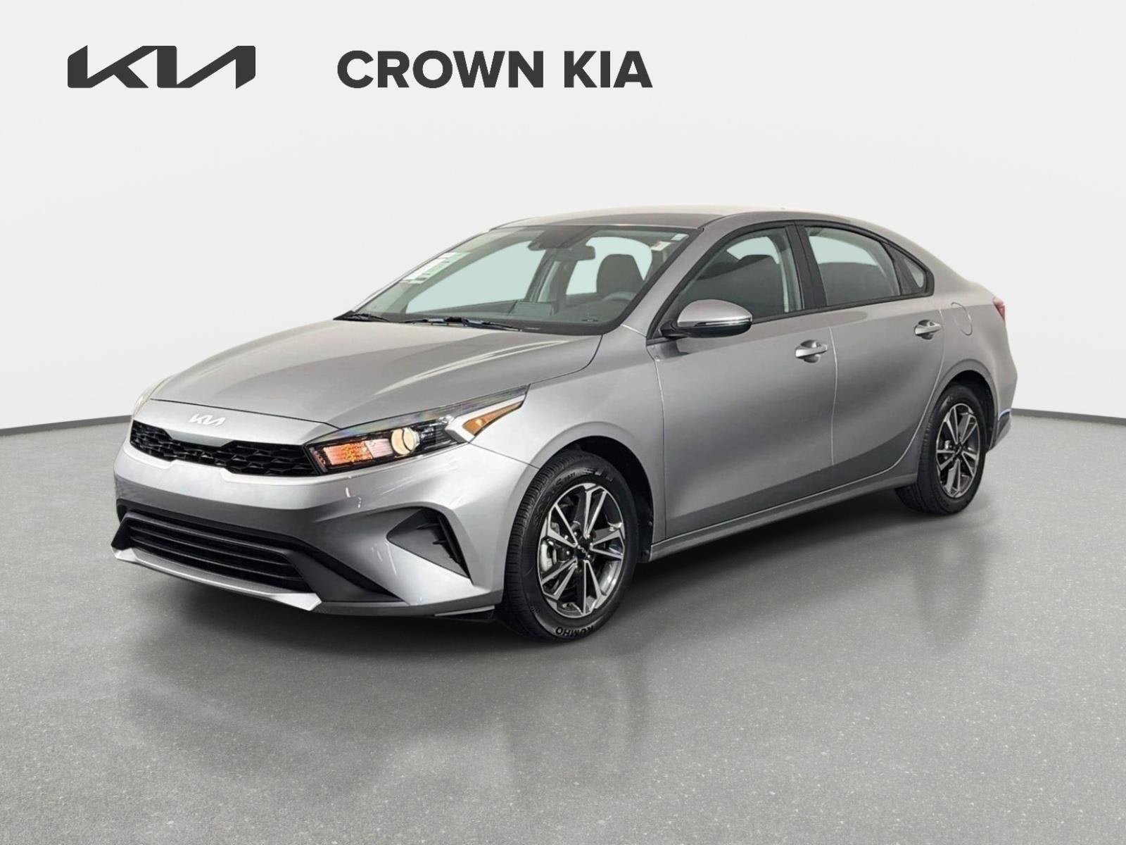 Used 2024 Kia Forte LXS w/ LXS Technology Package FWD image 1