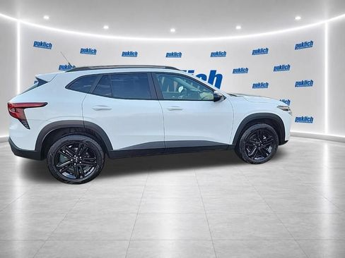 Certified 2025 Chevrolet Trax ACTIV w/ Driver Confidence Package FWD image 6