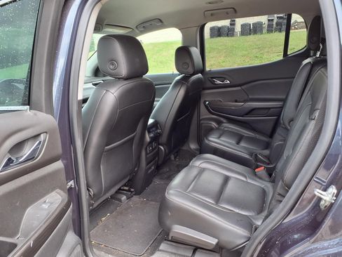 Used 2019 GMC Acadia SLT AWD/4WD image 11