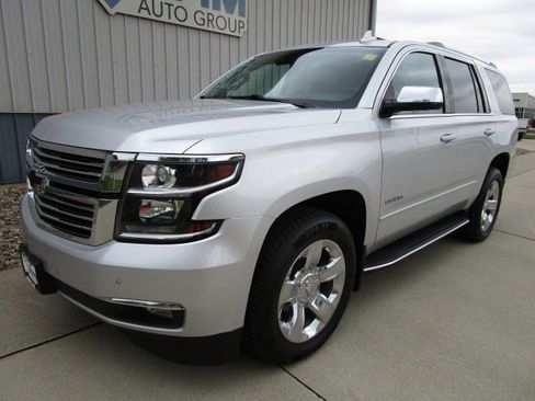 Used 2019 Chevrolet Tahoe Premier AWD/4WD image 1