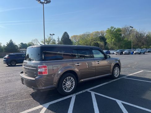 Used 2019 Ford Flex SEL w/ Equipment Group 202A AWD/4WD image 6