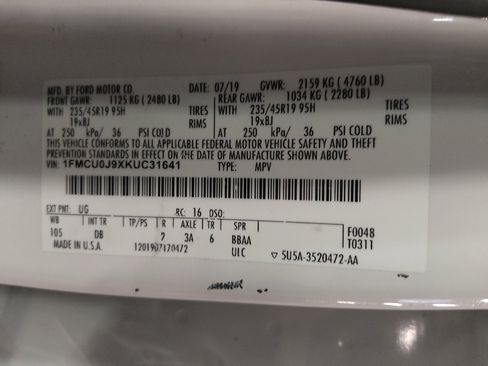 Used 2019 Ford Escape Titanium FWD image 33
