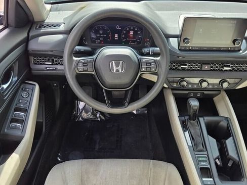 Used 2024 Honda Accord EX image 11