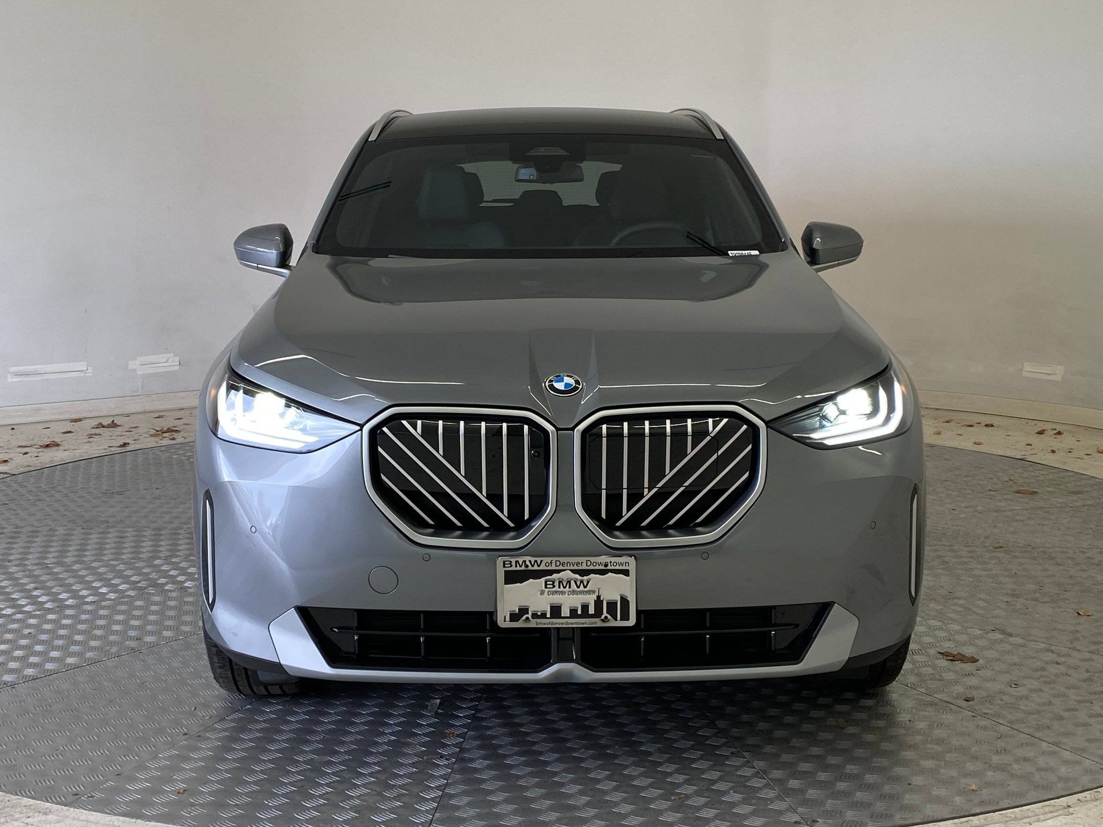Used 2026 BMW X3 xDrive30i w/ Premium Package AWD/4WD image 5