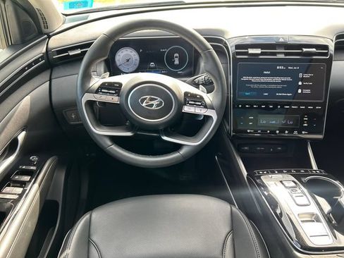 Certified 2024 Hyundai Tucson Limited AWD/4WD image 17