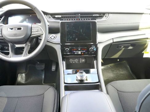 New 2026 Jeep Grand Cherokee L Laredo RWD image 20