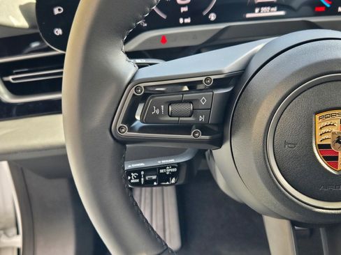 New 2026 Porsche Taycan image 27