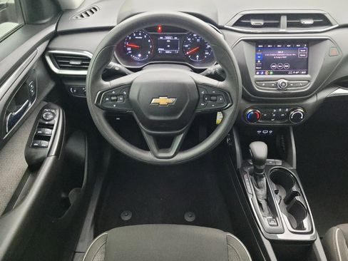 Used 2021 Chevrolet TrailBlazer LS FWD image 22
