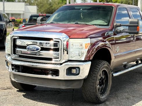Used 2012 Ford F250 Lariat w/ Lariat Interior Pkg image 2