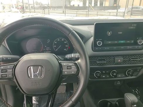 Used 2025 Honda HR-V Sport image 28