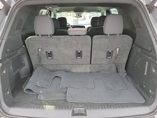 Certified 2026 Chevrolet Traverse LT w/ Driver Confidence Package FWD image 31