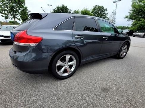 Used 2010 Toyota Venza AWD image 10