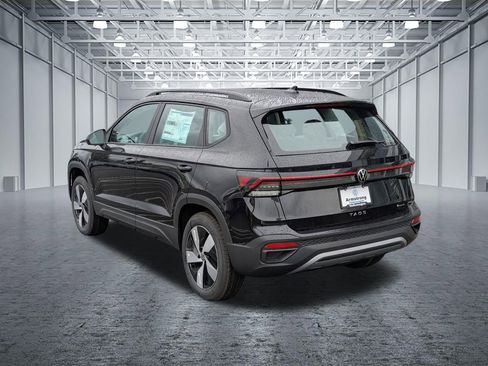 New 2026 Volkswagen Taos S image 3