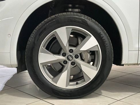 Used 2023 Audi Q5 Prestige w/ Prestige Package image 15